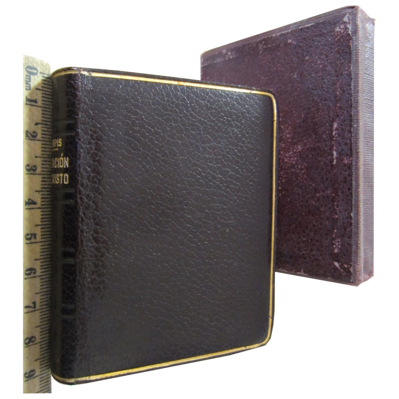 DE LA IMITACIÓN DE CRISTO.  Traducido por Nieremberg y Seguida de un Breve Devocionario con el Ordinario de la Misa. Ejemplar de